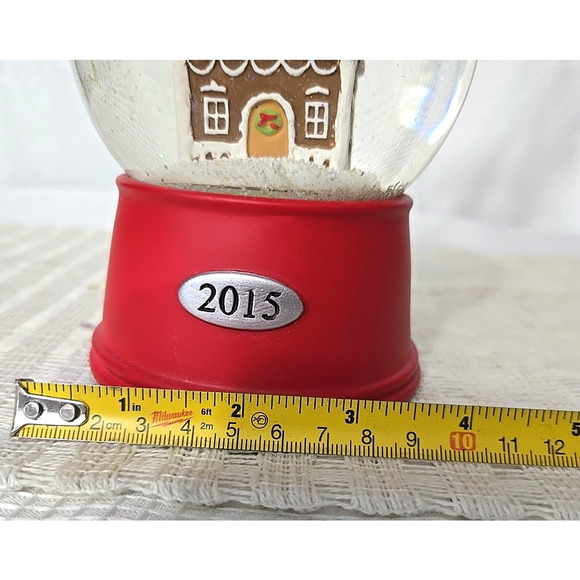 Threshold 2015 Snow Globe Gingerbread House "We Wish You a Merry Christmas" - Picture 8 of 8
